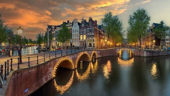 Canal Belt